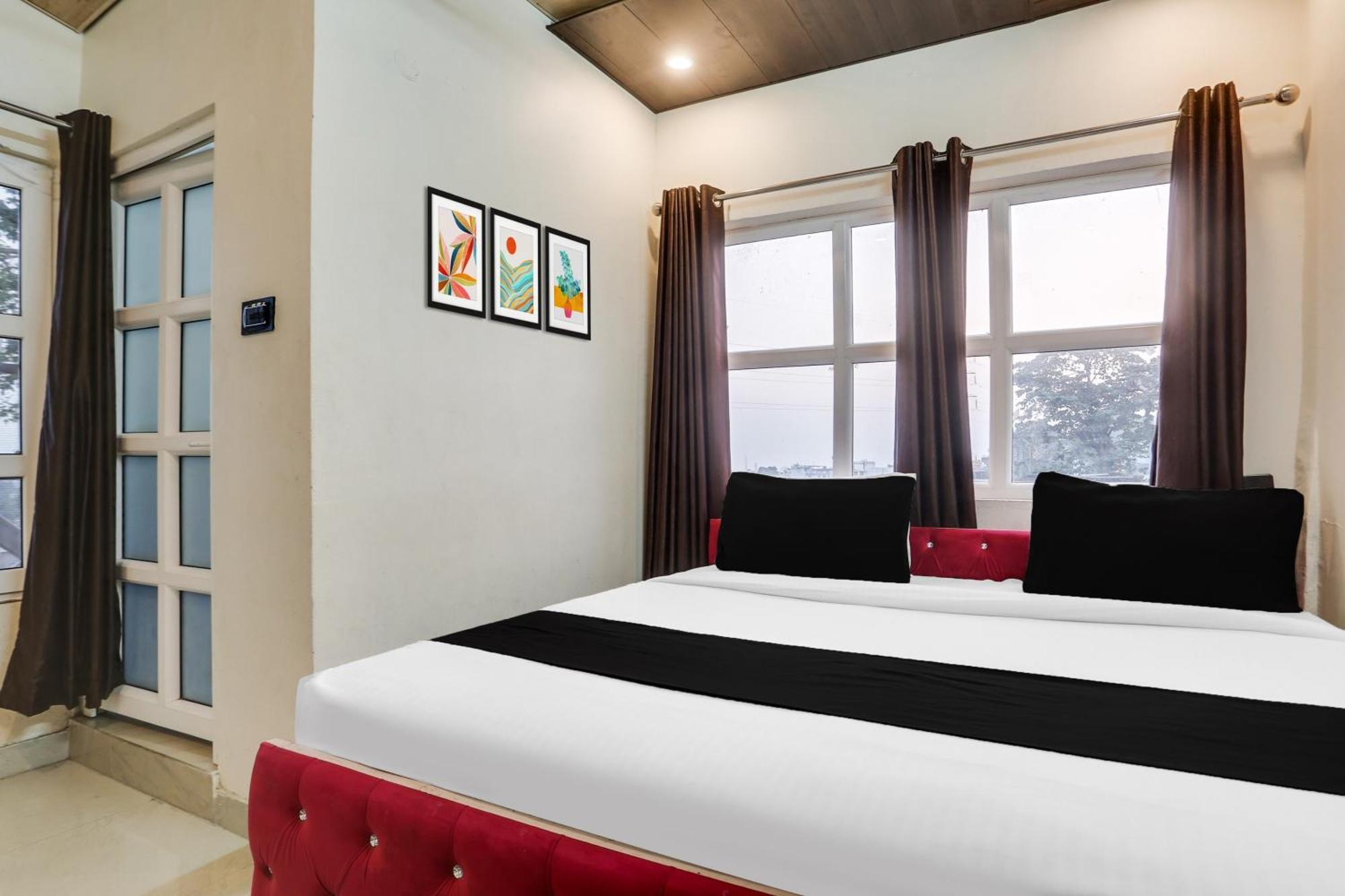 Super Hotel O Jamrani Formerly White House Haldwāni Dış mekan fotoğraf